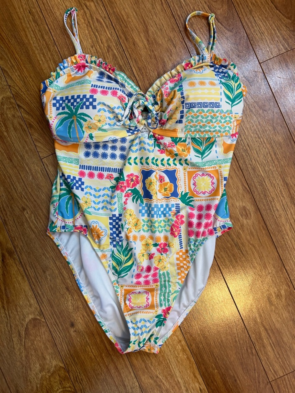Women’s Time and Tru Multicolor Tropical Print One-Piece Swimsuit Size XL